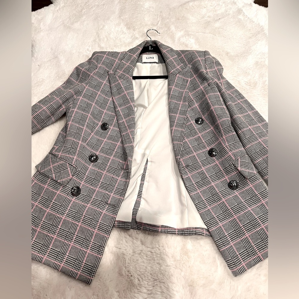 Lini jacket/ size 8